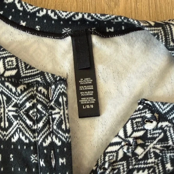 SKIMS LOGO PLUSH POINTELLE LONG SLEEVE HENLEY in ONYX FAIR ISLE sz. L - Picture 5 of 6